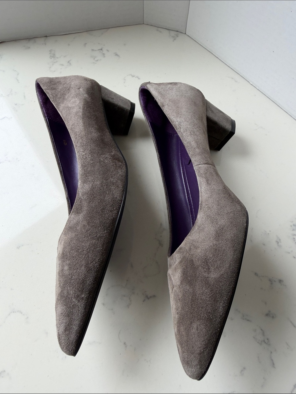 Vaneli Women's Gray Suede Pointed-Toe Low Heel Pumps size 10 NWOT - Picture 5 of 7